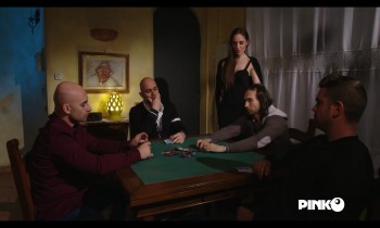 Азартный муж проиграл красивую жену в покер и женщине пришлось удовлетворить двух мужчин хорошим сексом на столе за долги
